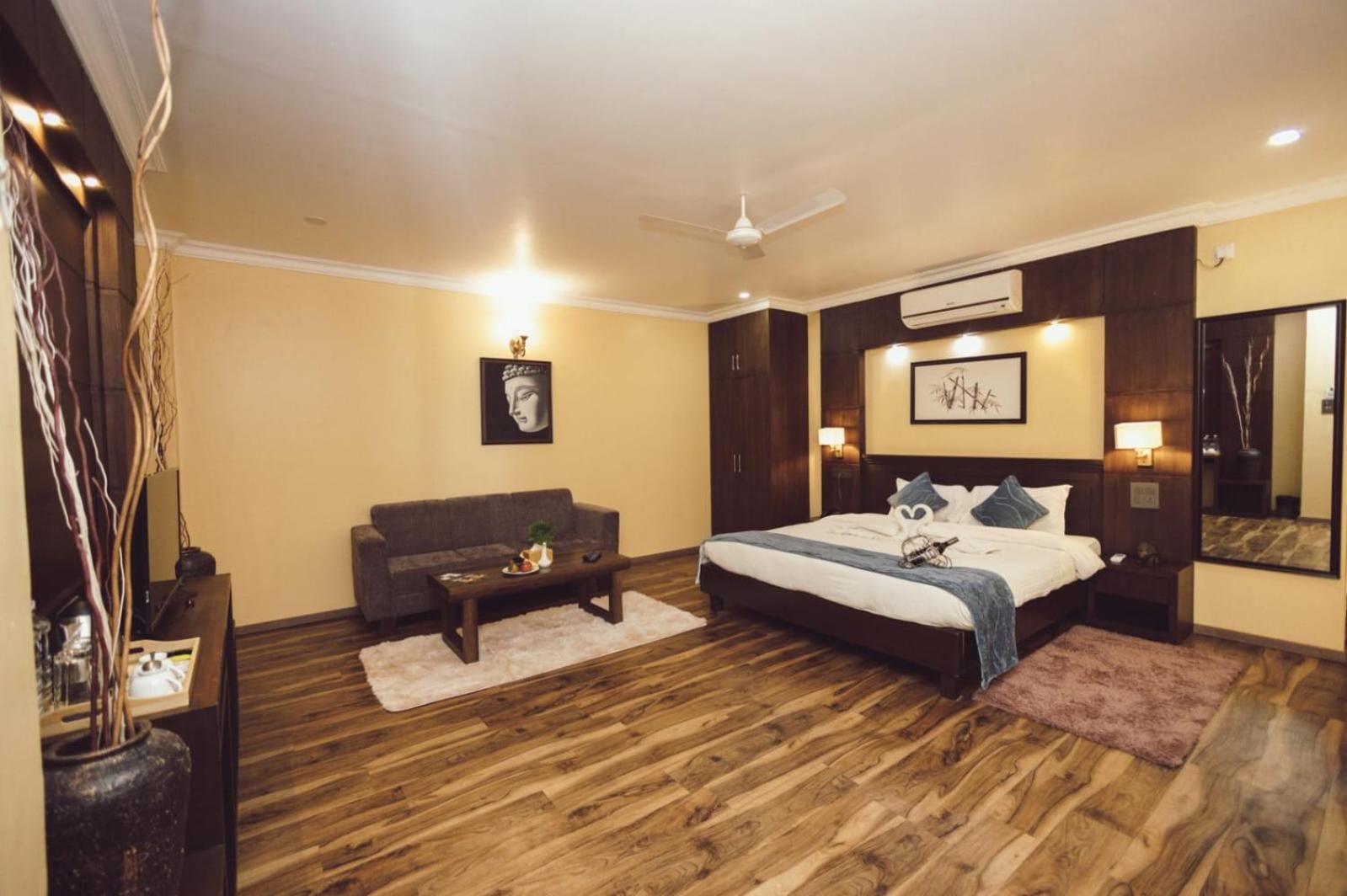 Hotel Maden Inn Itahari Экстерьер фото